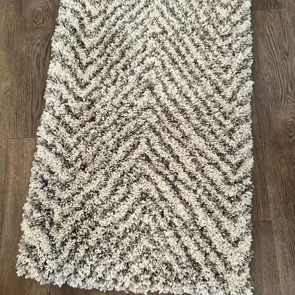 Area Rug - Picture 2 of 2